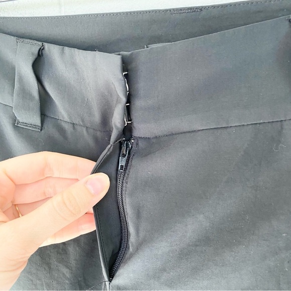 Eileen Fisher black tapered leg pants 35” waist, 30.5” inseam - Picture 3 of 13